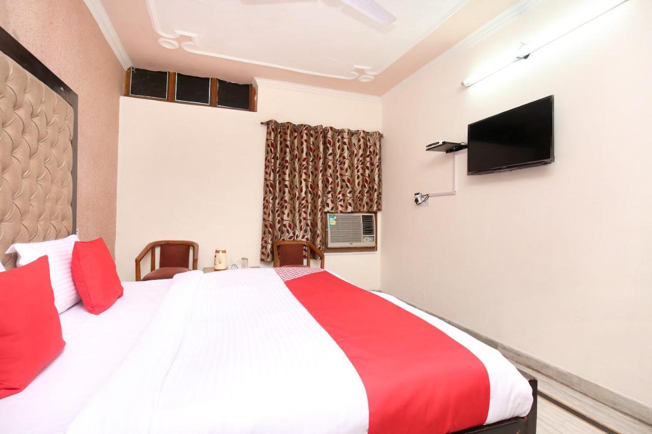 Hotel Amar Chandīgarh Zewnętrze zdjęcie